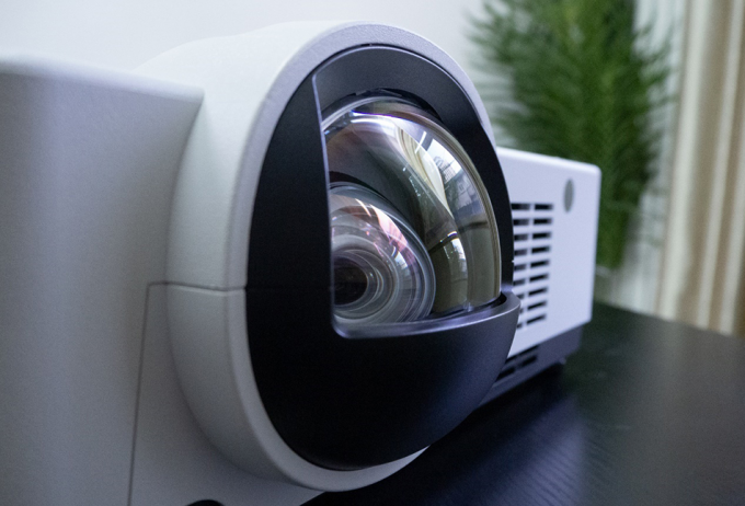 Flight Projector SMX 6000-7000 Lumens Laser Projector 4K Short Throw For Flight ...