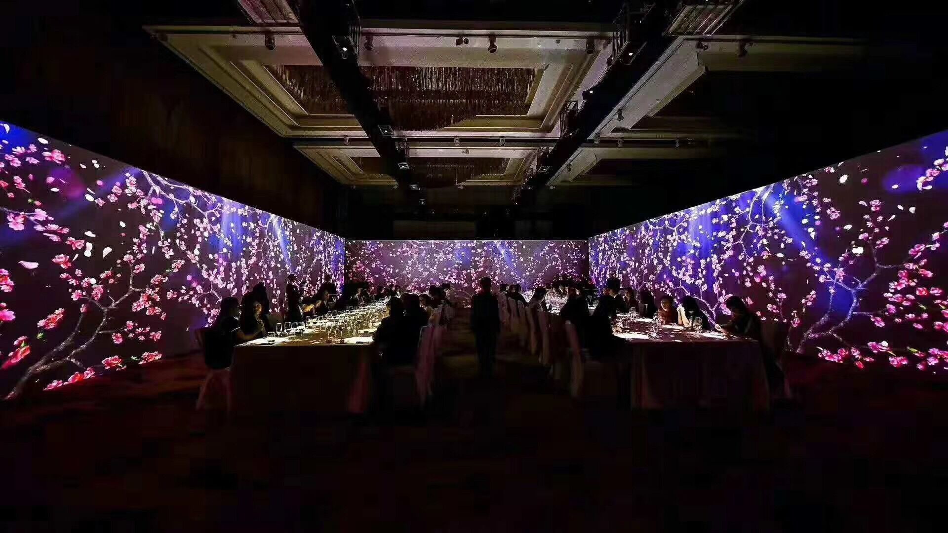Latest company news about Traditional restaurant upgrades digital restaurant projection to enhance new dining experience