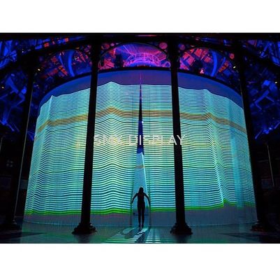 3.1m Holo Gauze Screen , 3D Holographic Mesh Screen Creates Image ...